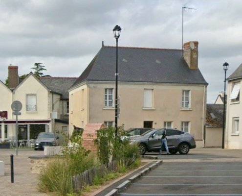 117 BOURG Plce Eglise (1)