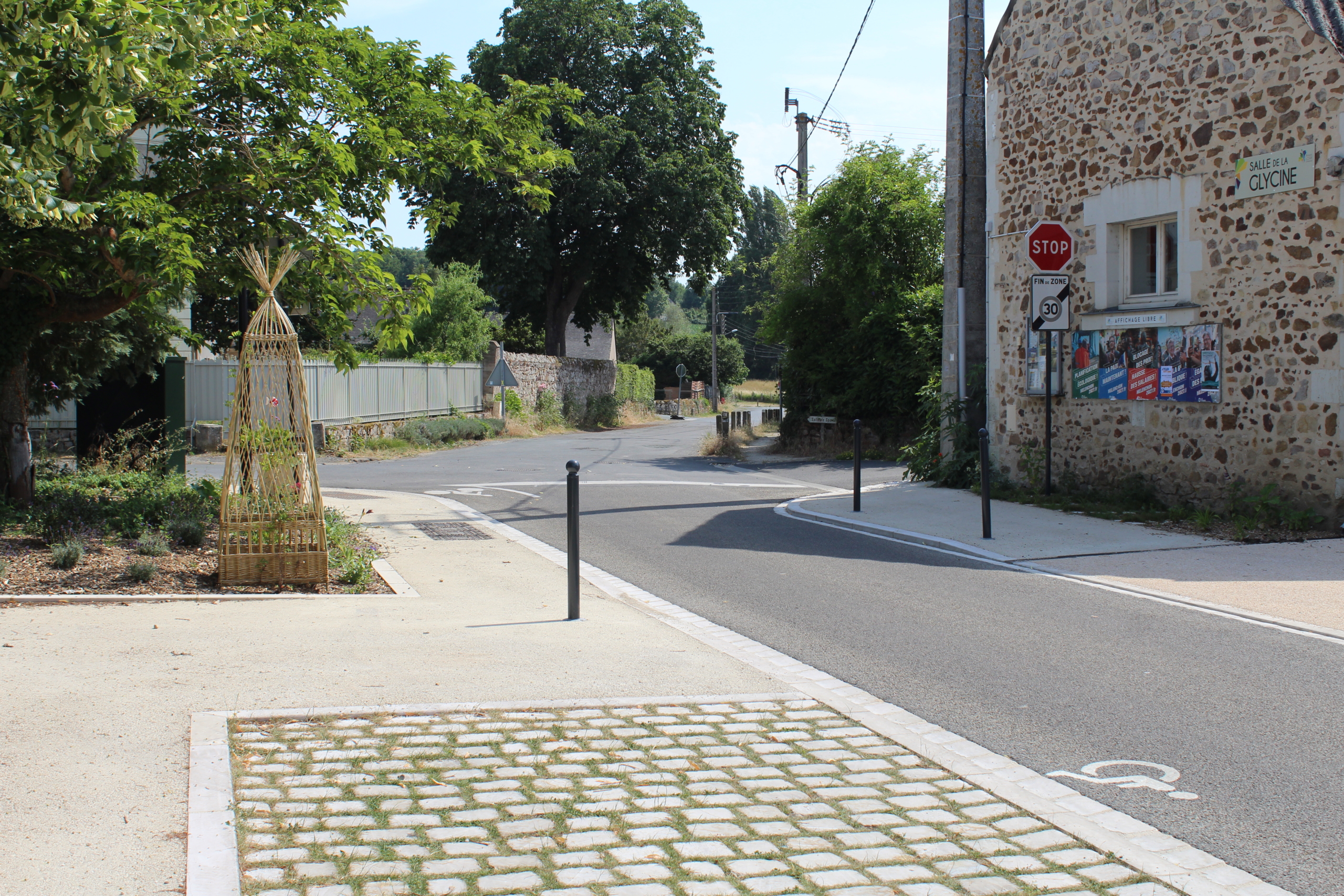 Parking enherbé